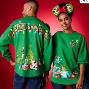 Disney World green Peter Pan Christmas spirit jersey gold glitter XS Holiday 23